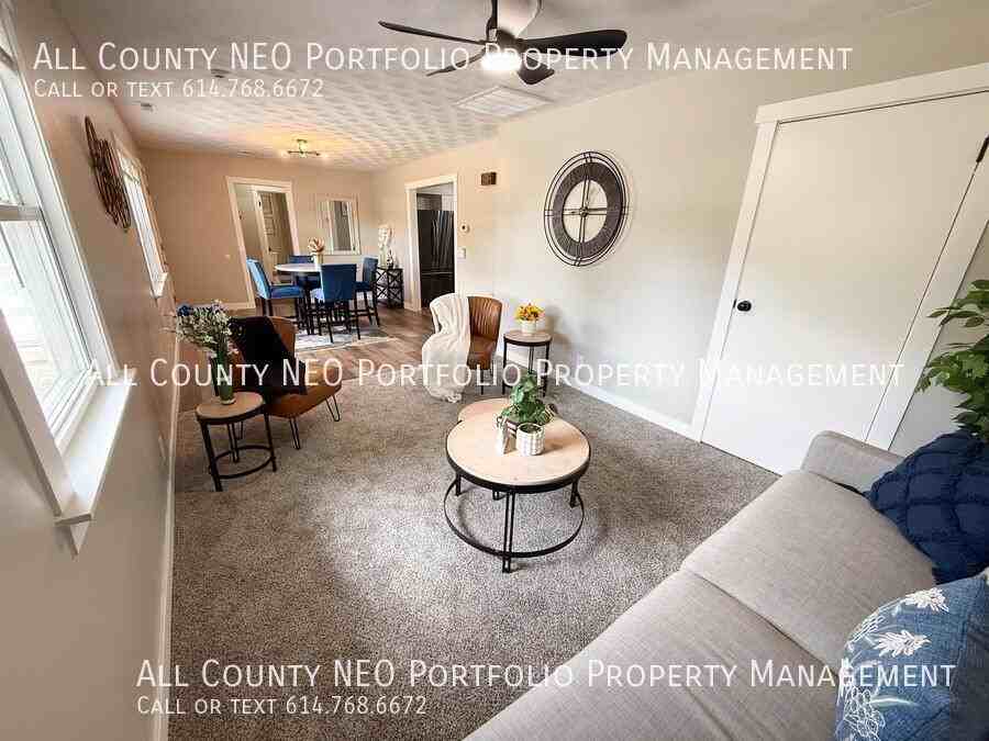 1425 Mount Vernon Avenue - Photo 5 of 14