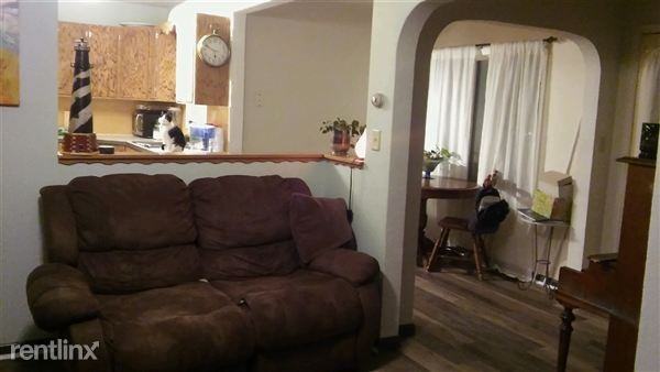 1304 Main Ave - Photo 3 of 3