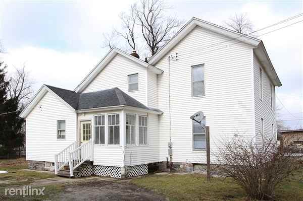 514 E St Joseph St - Photo 2 of 10