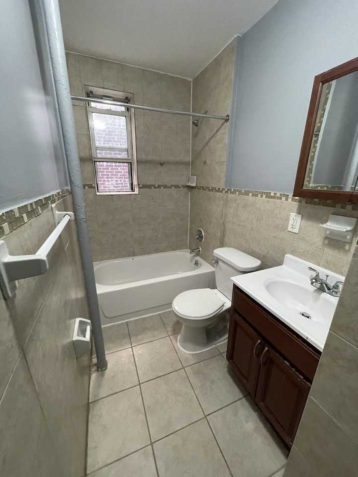 729 Avenue A #15 - Photo 3 of 6