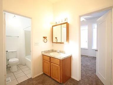 724 28th St #730 - Photo 2 of 6