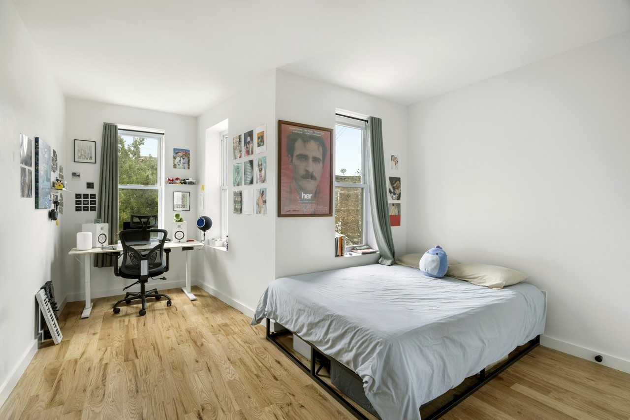 3093 43rd St #2B - Photo 4 of 7