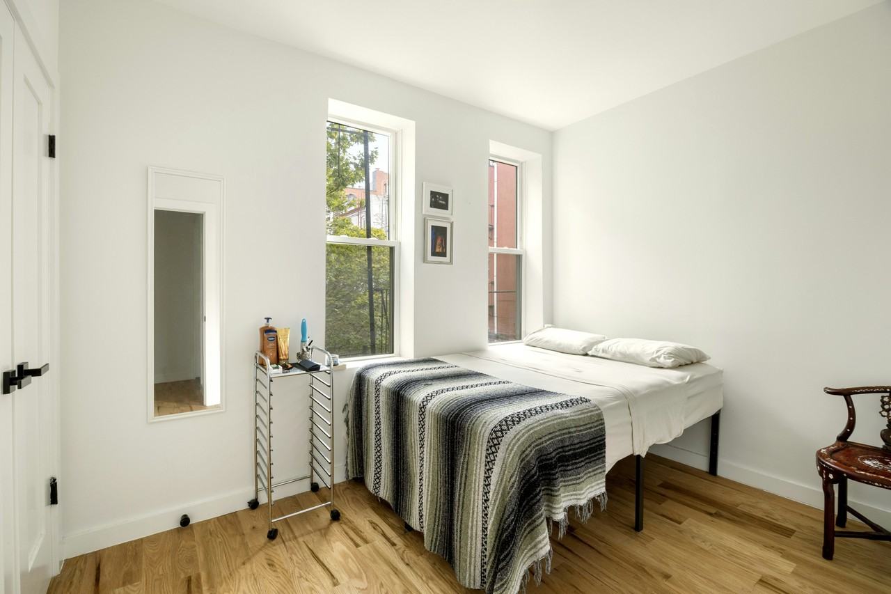 3093 43rd St #2B - Photo 5 of 7