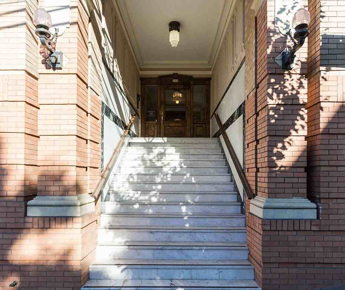KINGSBURY APARTMENTS (KING01) - Photo 6 of 17