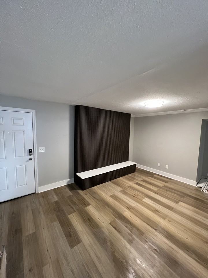 1465 Jeffords St #NA - Photo 6 of 8
