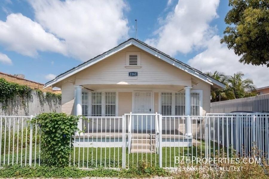 1163 West 38th Street - Photo 2 of 26