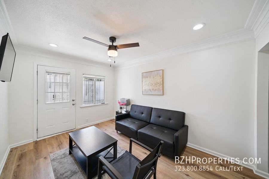 1163 West 38th Street - Photo 5 of 26