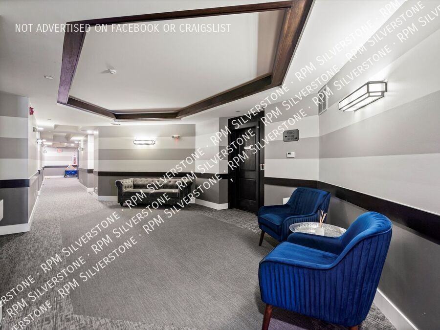 112 Walnut Boulevard - Photo 3 of 23