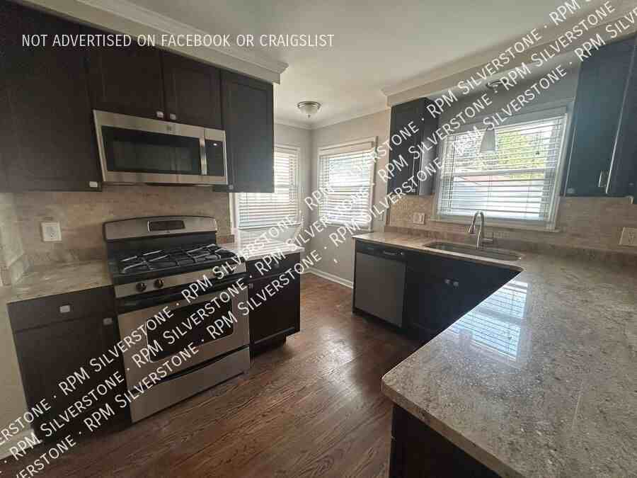 2155 Harvard Rd - Photo 3 of 15