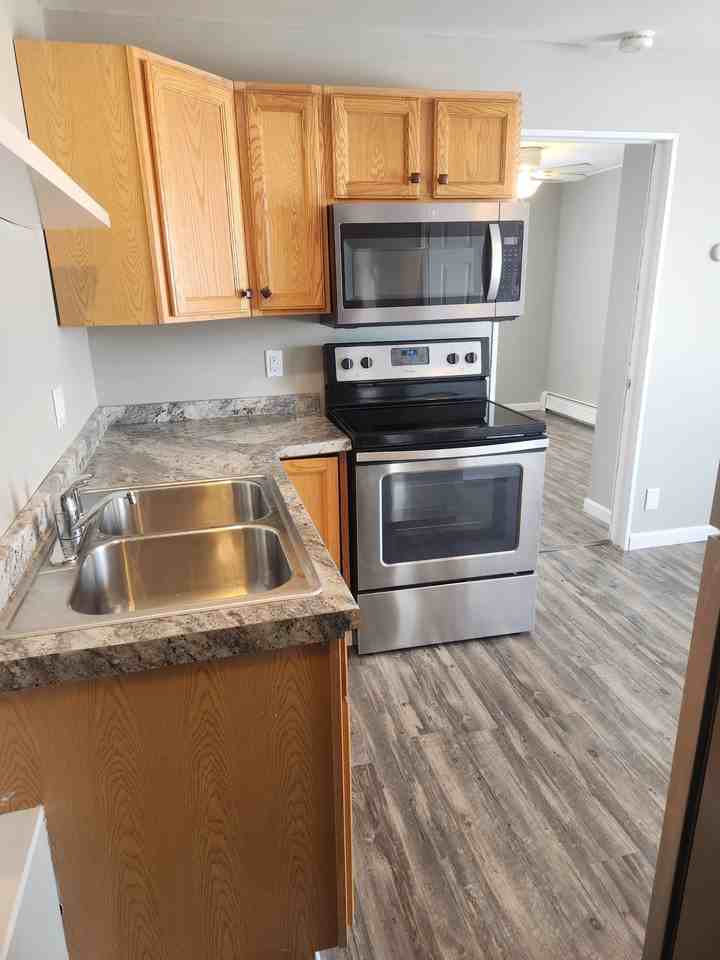 499 Main Street #201 - Photo 2 of 6