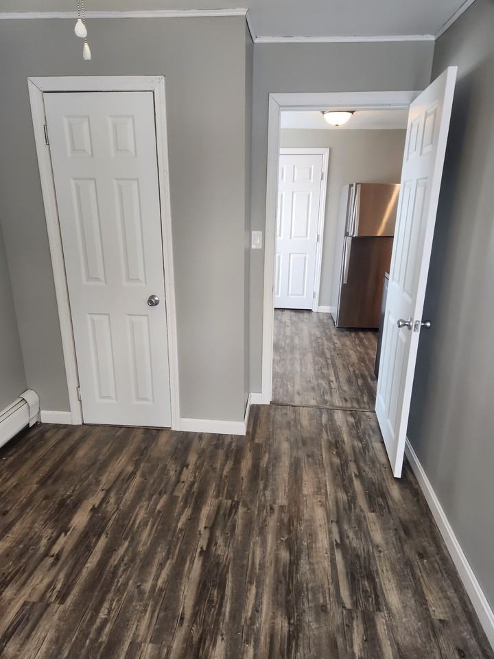 499 Main Street #201 - Photo 4 of 6