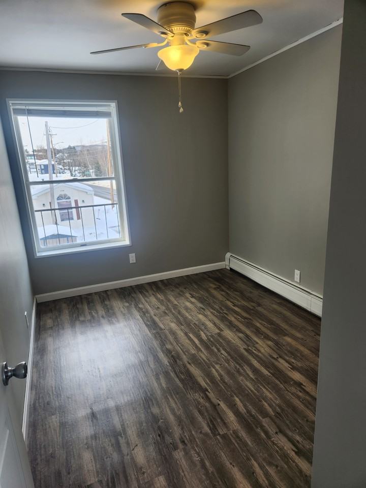 499 Main Street #201 - Photo 5 of 6