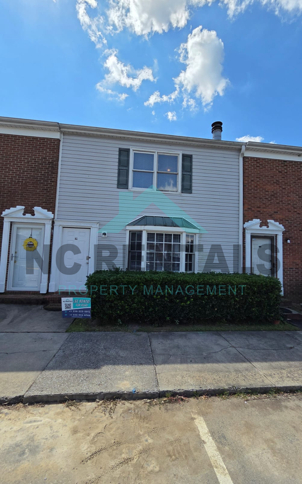 100 Kristin Drive #B2