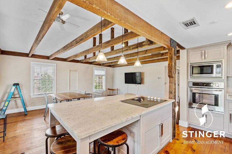 221B West St - Photo 6 of 26