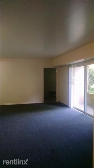 4020 1st St SE - Photo 3 of 8