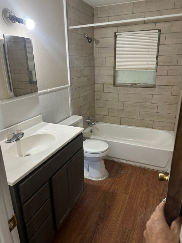 1905 Connor Ave - Photo 5 of 8