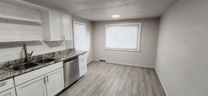 22626 Stephens St #2 - Photo 3 of 11