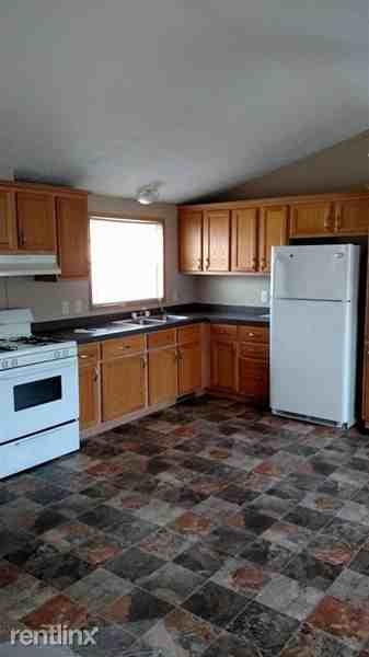 44 Big Chief Dr - Photo 2 of 13