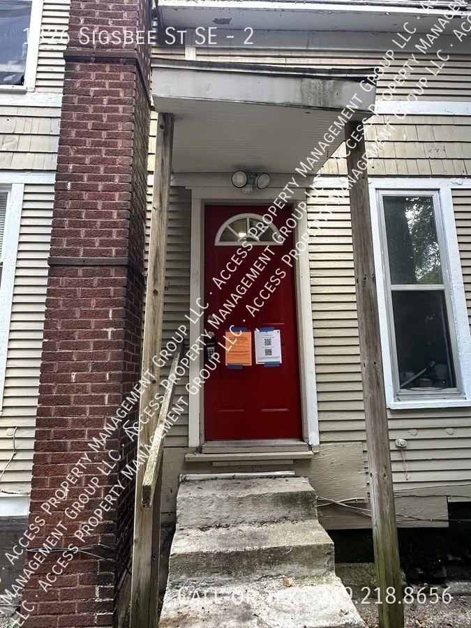 1326 Sigsbee St Se #2 - Photo 2 of 18