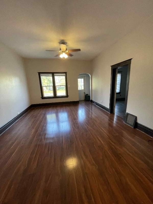 633 Starr Ave - Photo 3 of 19