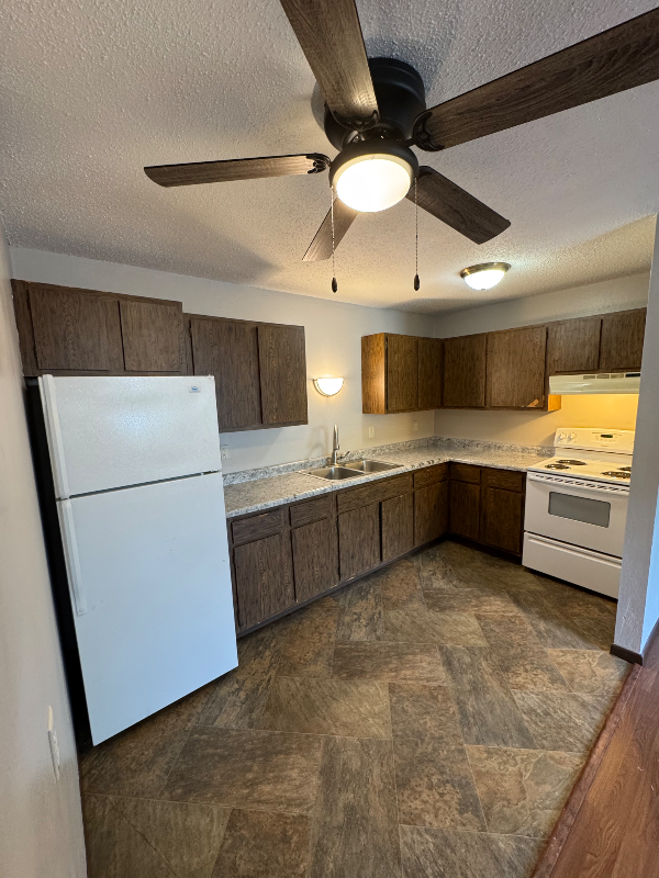 501 W 8th Ave #1