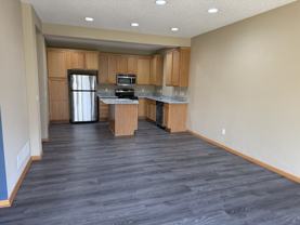 2467 121Cir Ne #D - Photo 1 of 1