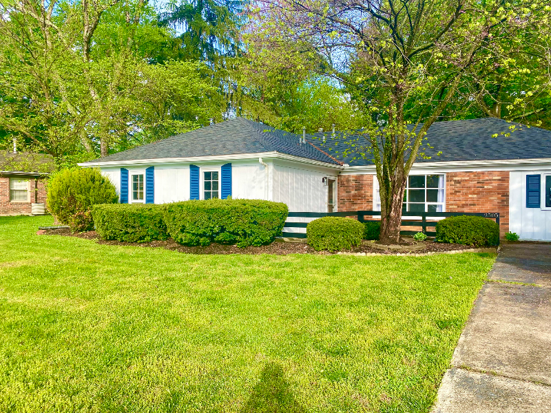 9505 Tiverton Way - Photo 3 of 20