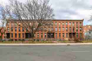 58 Buckingham St #A - Photo 1 of 1
