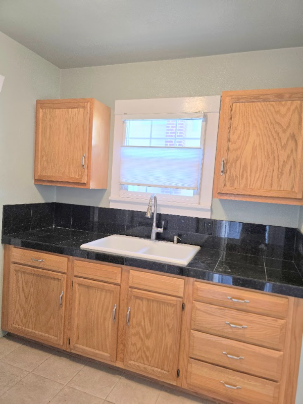 22 West Pine Street - Photo 4 of 7