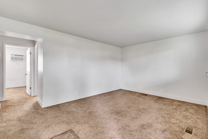 2111 E St #A - Photo 6 of 13