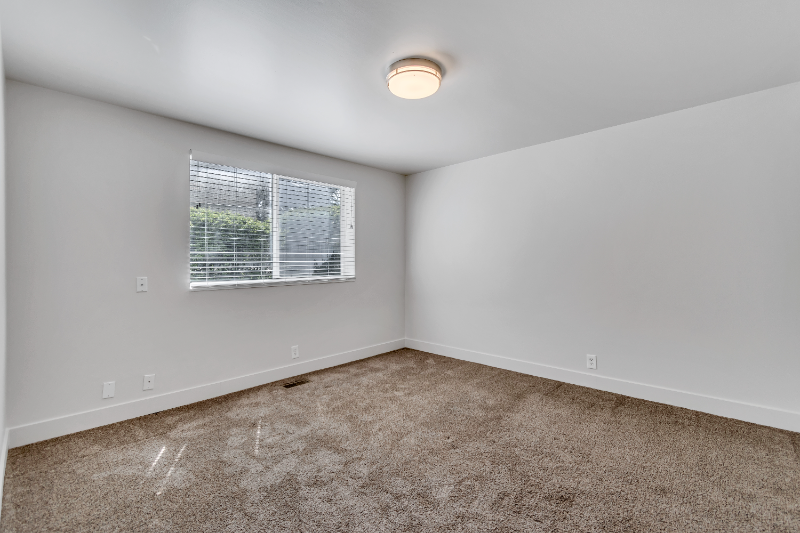 2111 E St #A - Photo 7 of 13