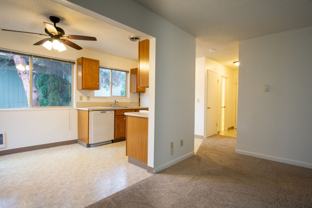 3705 Se 35th Pl #16 - Photo 1 of 1