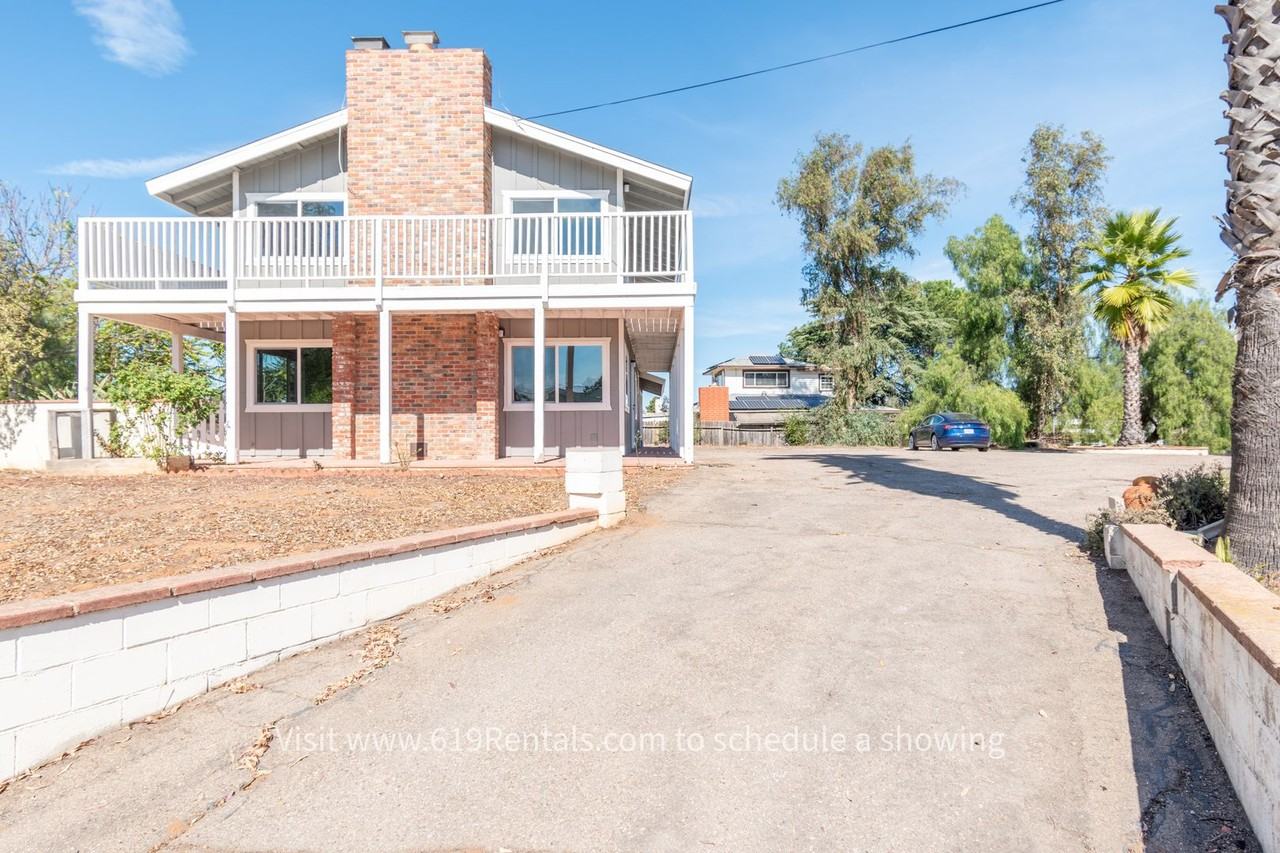 1205 La Cresta Blvd - Photo 2 of 23