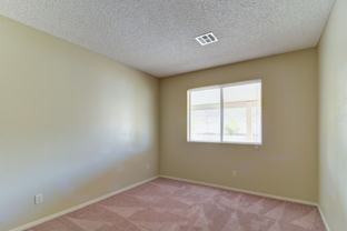 389 Newbury Ct - Photo 1 of 1