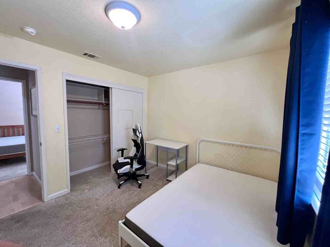 806 La Coruno St - Photo 5 of 24