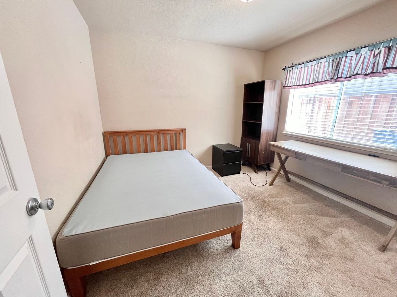 806 La Coruno St - Photo 6 of 24