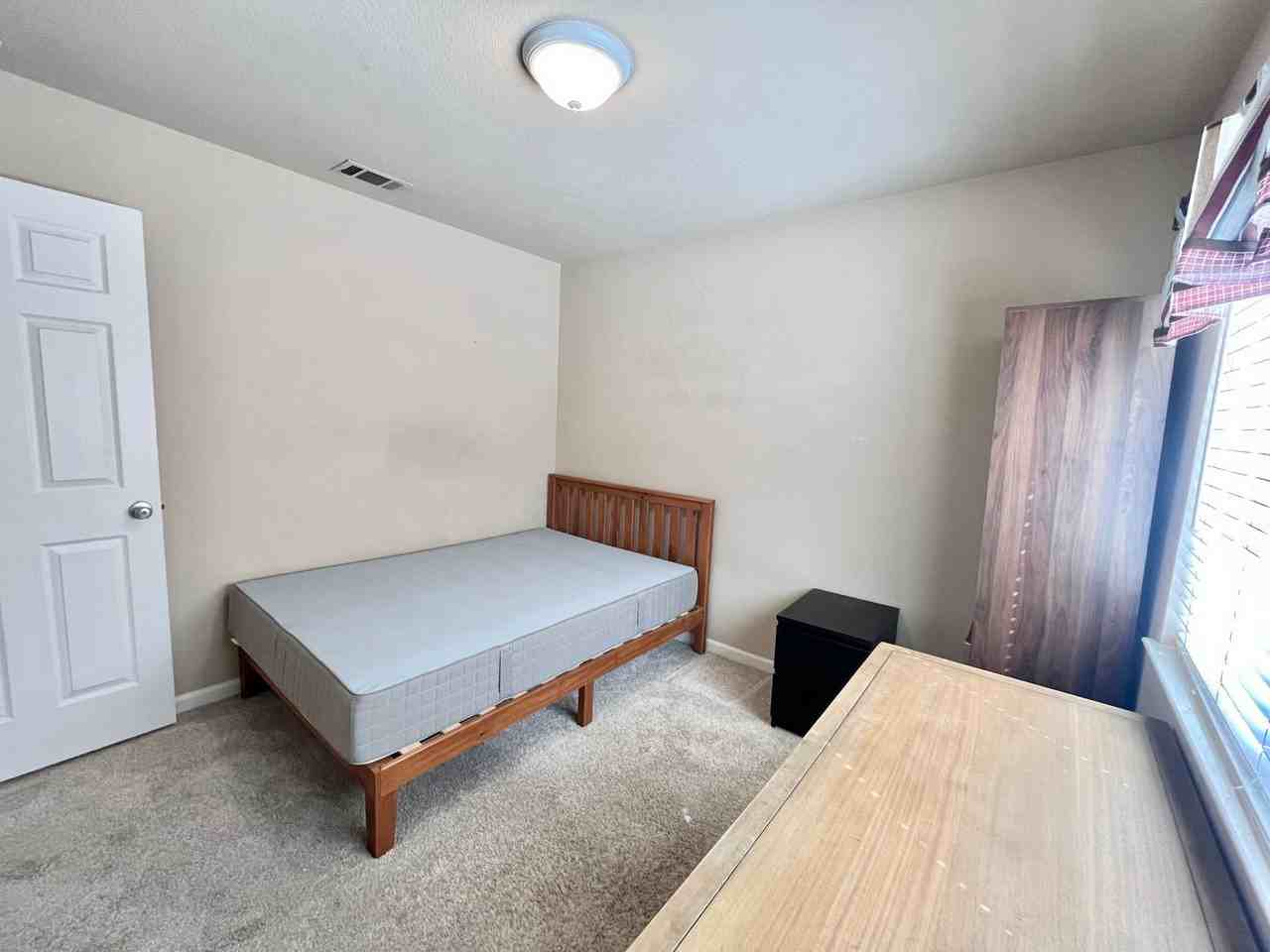 806 La Coruno St - Photo 7 of 24