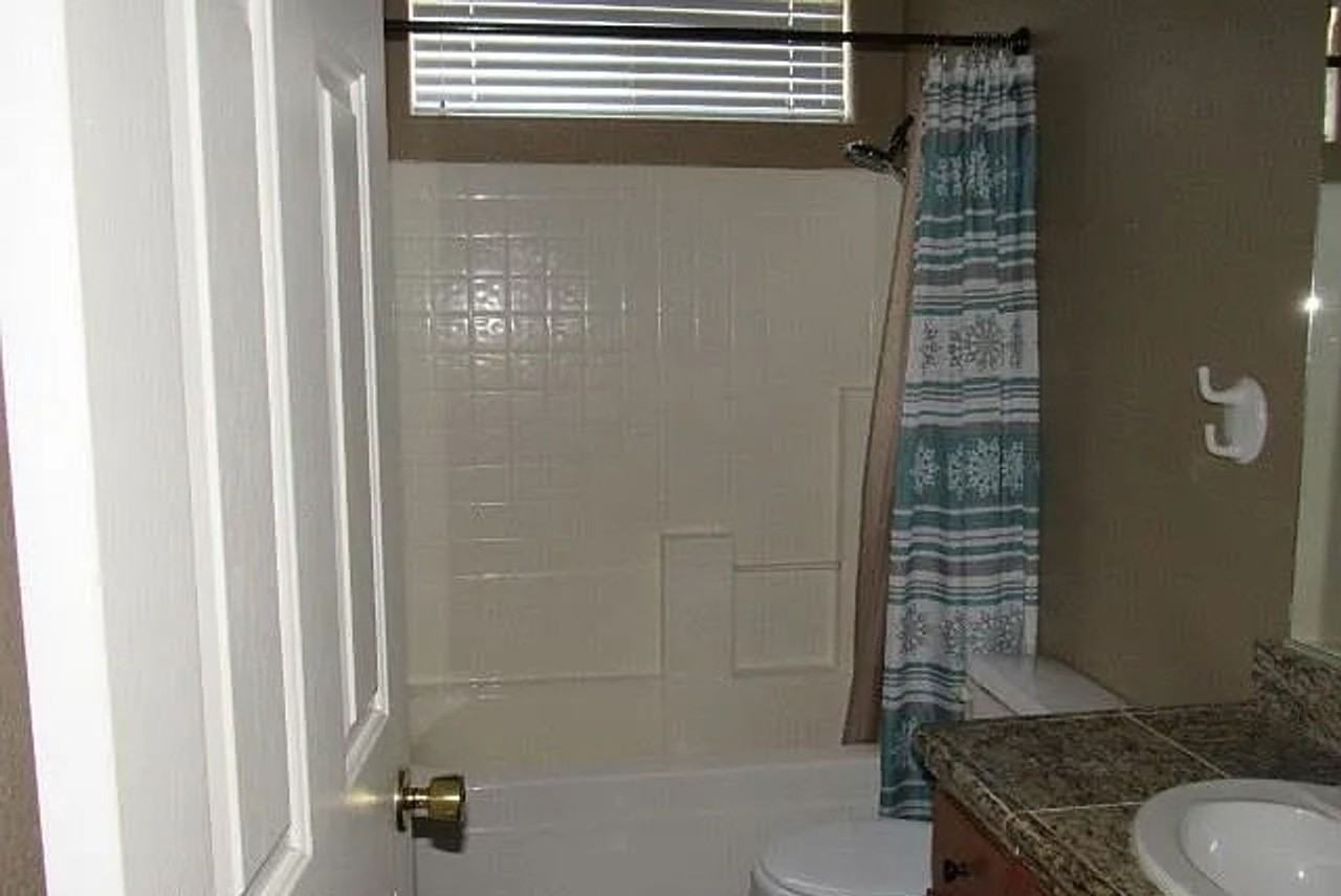 1867 La Cell Ave - Photo 7 of 11
