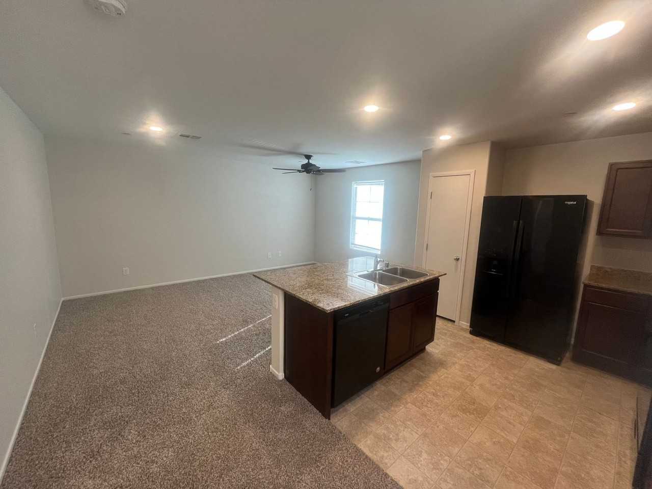 4598 Townwall St - Photo 2 of 13
