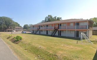 893-905 Campus St - Photo 1 of 1