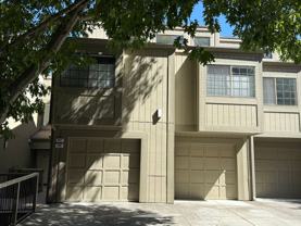 202 Pelican Ln - Photo 1 of 1