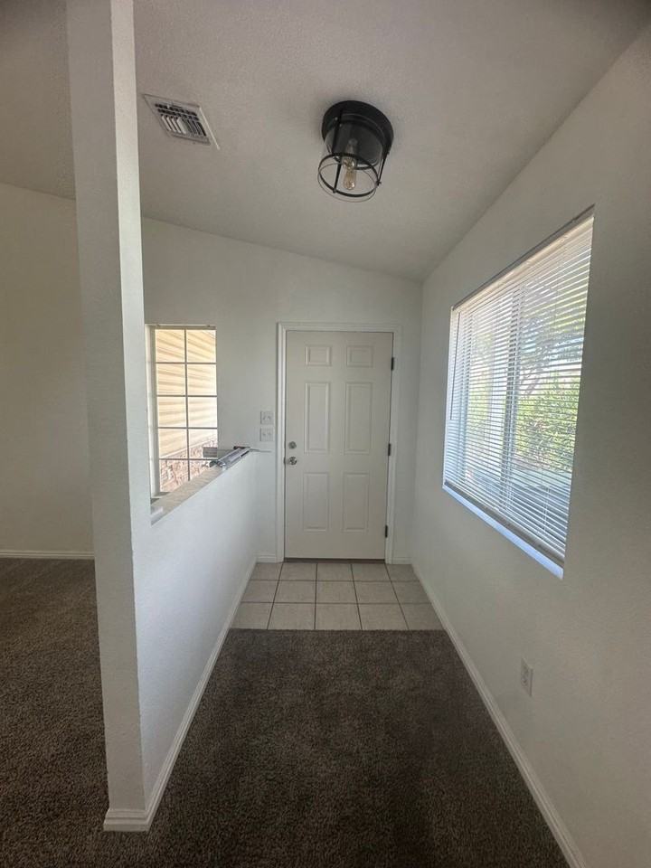 101 S 1930 W - Photo 2 of 26