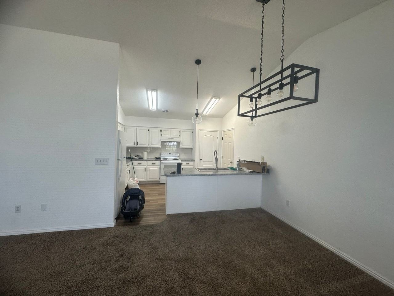 101 S 1930 W - Photo 5 of 26