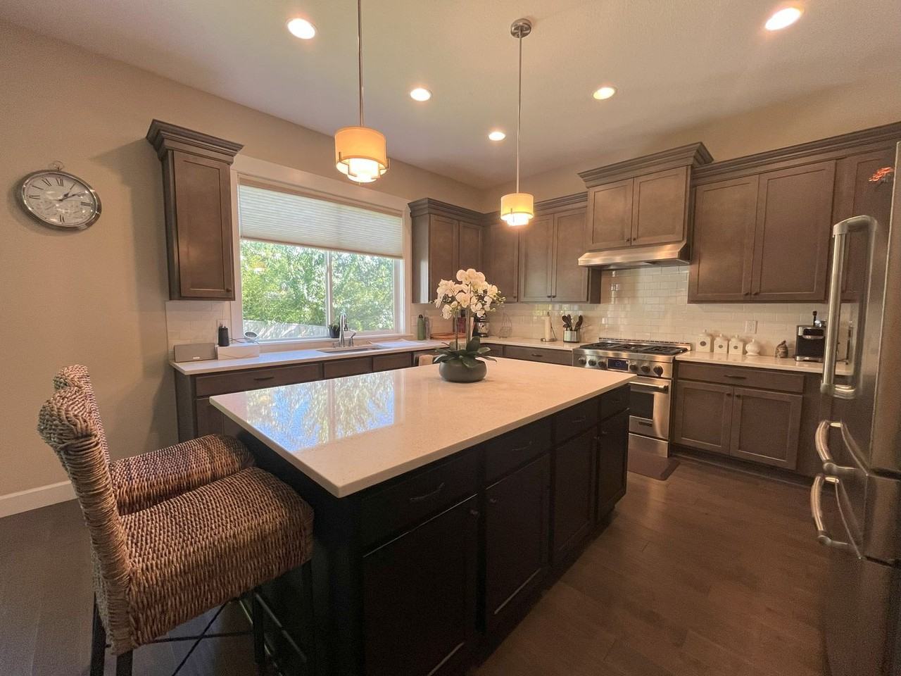 1240 Nw 96th Ave - Photo 3 of 50