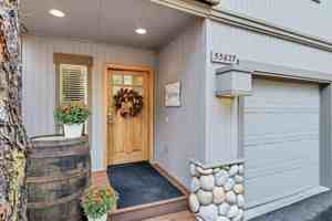 featured image of 55627 Wagon Master Way