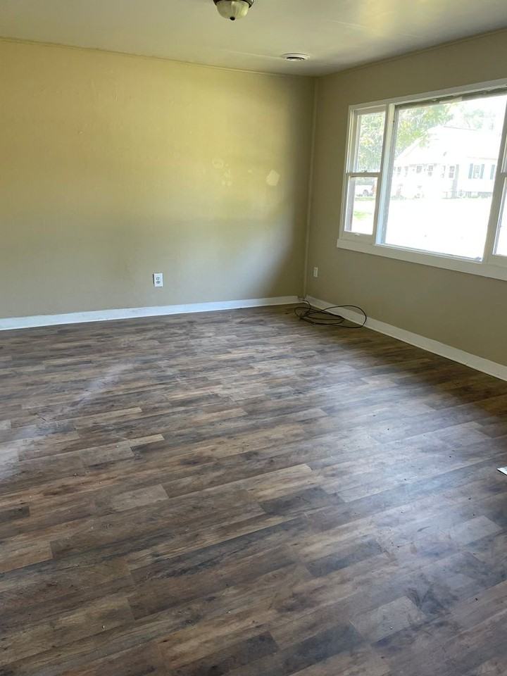 3080 Mcclelland Ave - Photo 5 of 15