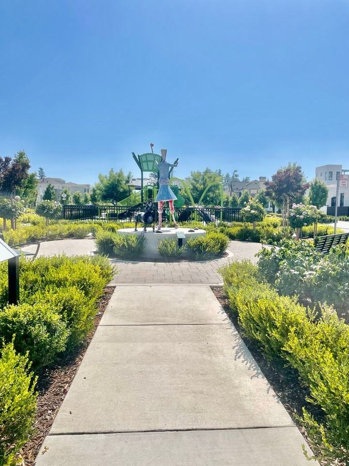 5155 Sutter Park Way - Photo 7 of 50