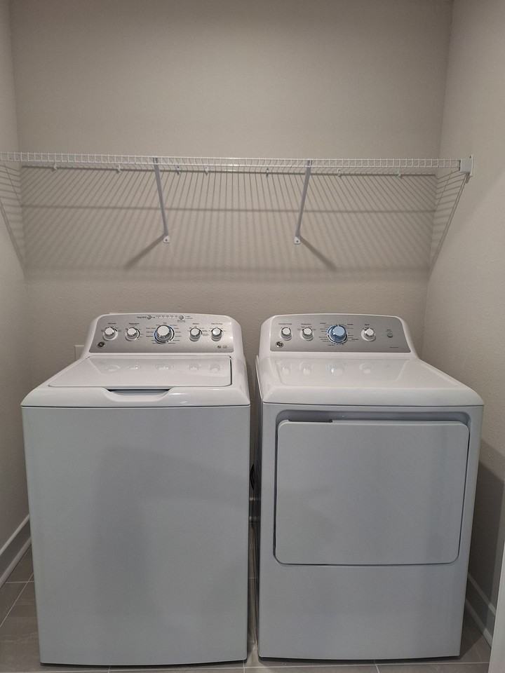 102 Gaston Ct - Photo 6 of 12