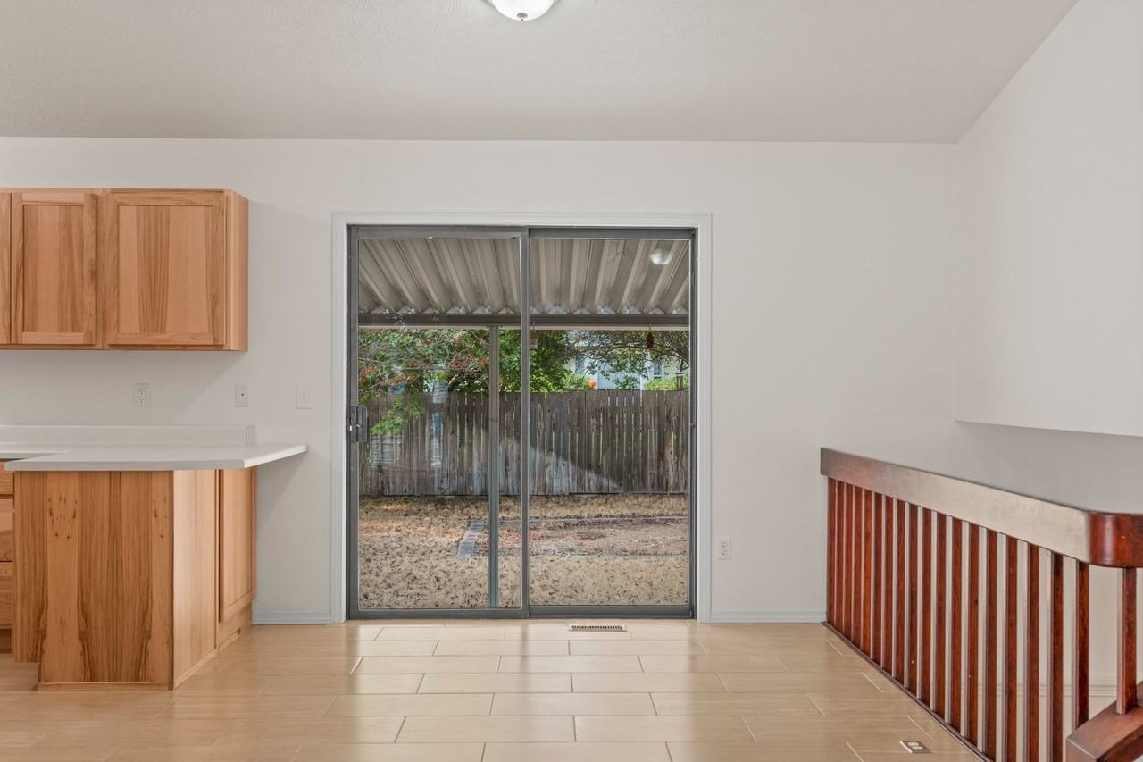 2304 S Evergreen Rd - Photo 6 of 27