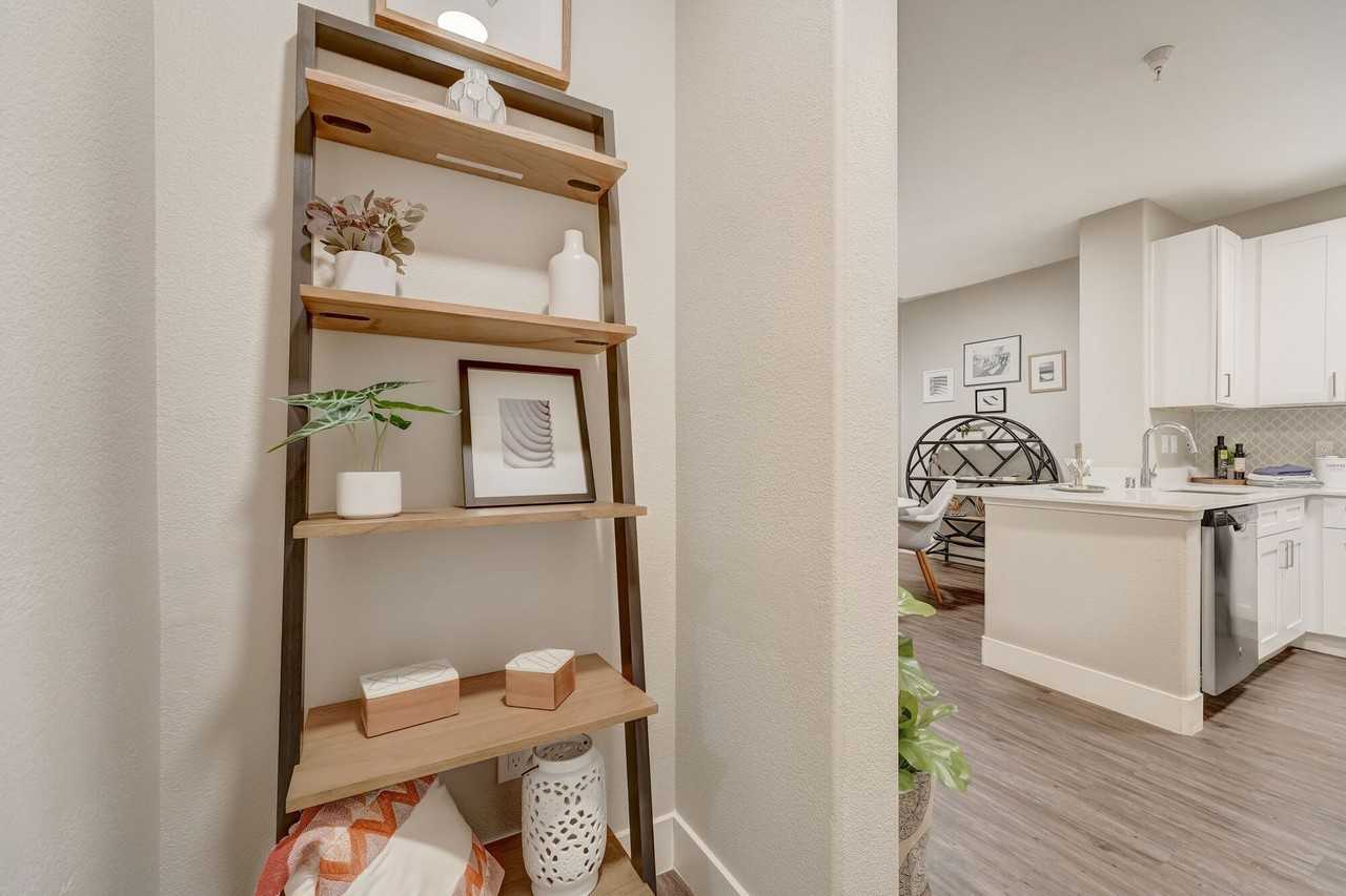 Legacy Fountain Plaza - Photo 4 of 29